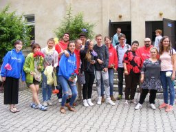 Wizyta międzynarodowej grupy młodzieży w Domu Pomocy Społecznej w Podzamku w ramach ŚDM Kraków 2016r